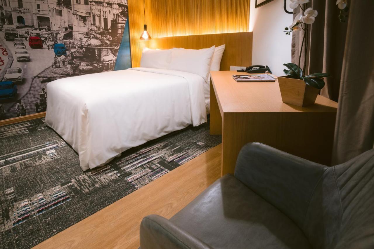 Small Double Room,960821200:JPEG